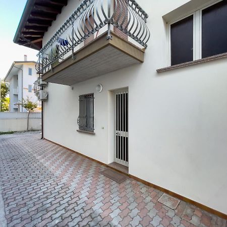 Casa Guglielmo E Anna Villa Lignano Sabbiadoro Exterior photo